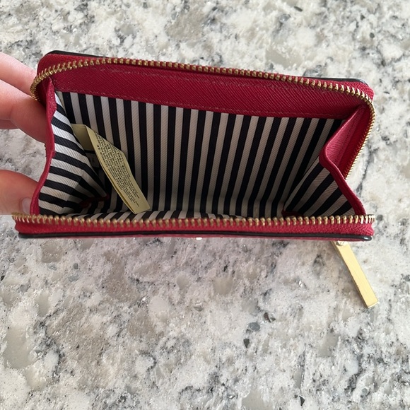 Kate Spade Cameron Street Laine Wallet Red Leather - Picture 3 of 5